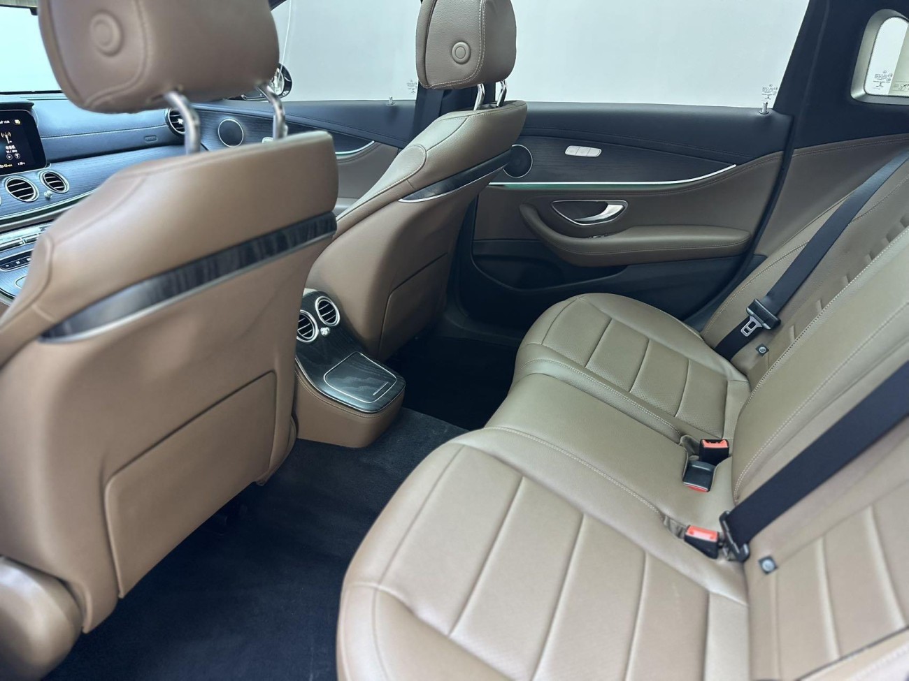 Mercedes-Benz E 260 L 2022
