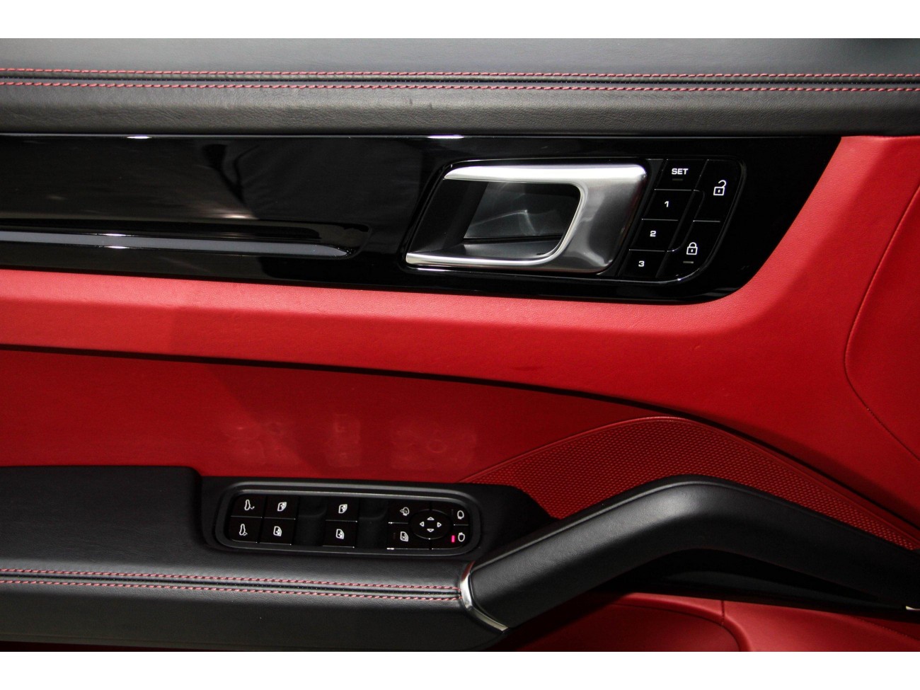 Porsche Cayenne 2021