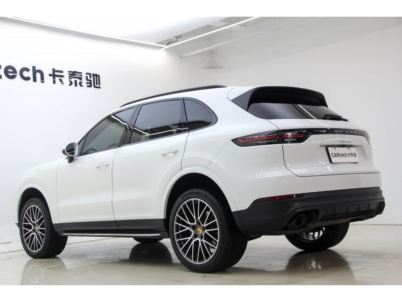 Porsche Cayenne 2021