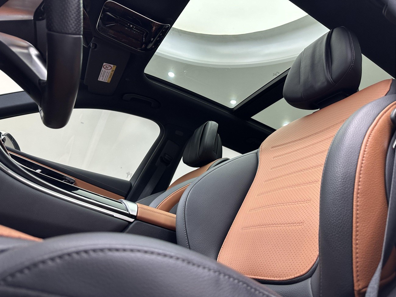 Mercedes-Benz GLC 260 L 2024