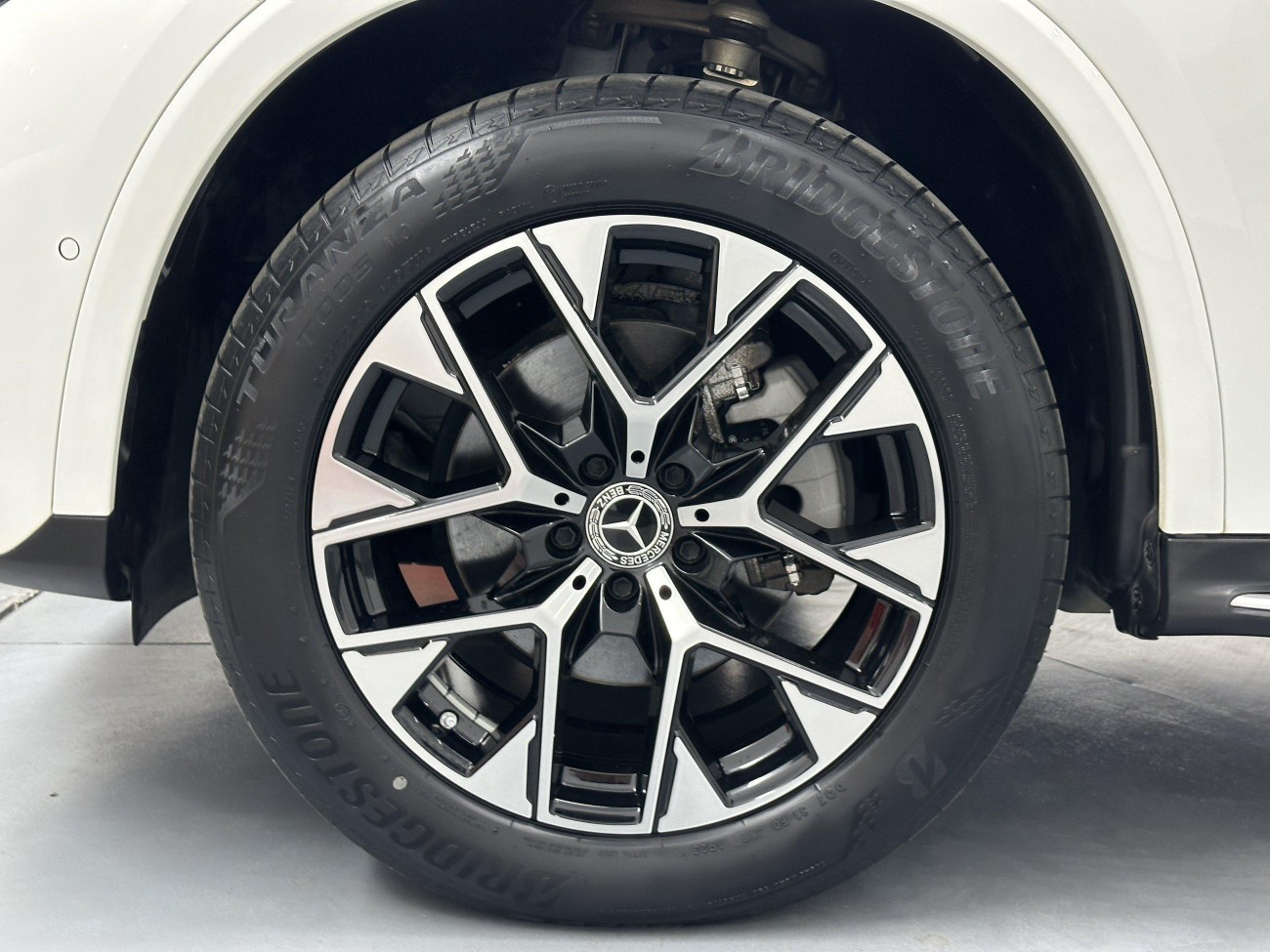 Mercedes-Benz GLC 260 L 2024