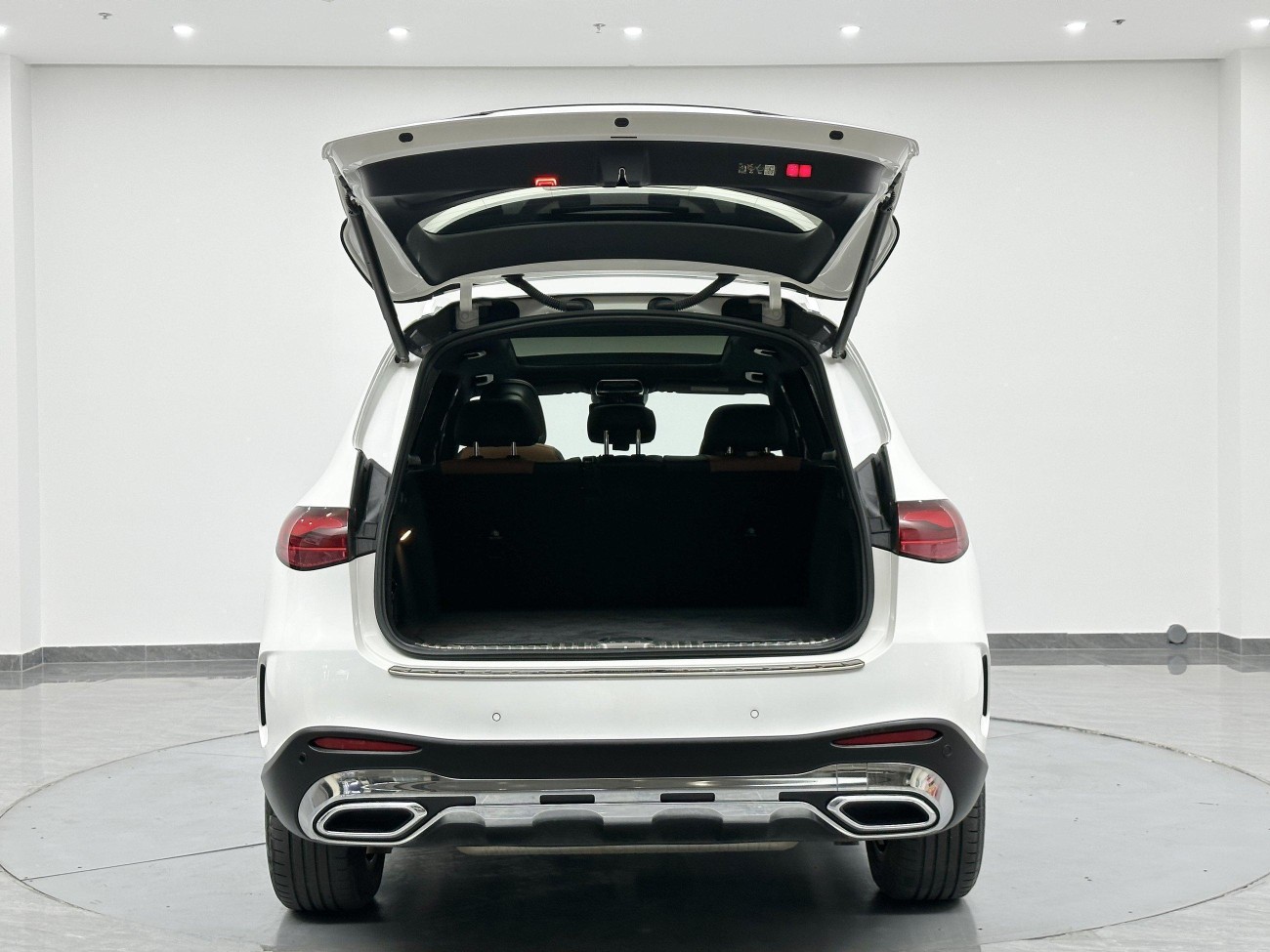 Mercedes-Benz GLC 260 L 2024