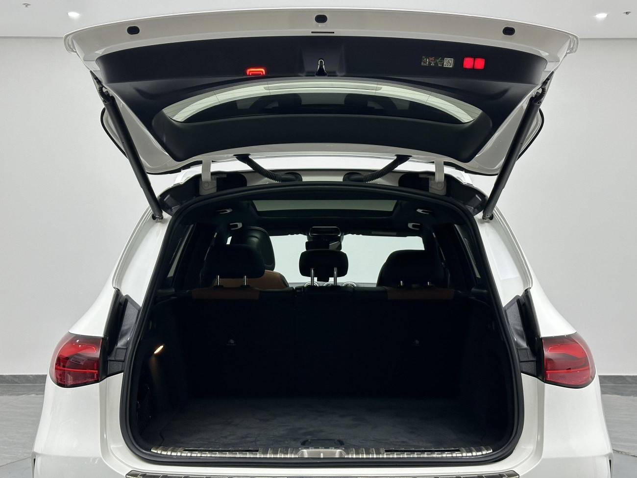 Mercedes-Benz GLC 260 L 2024