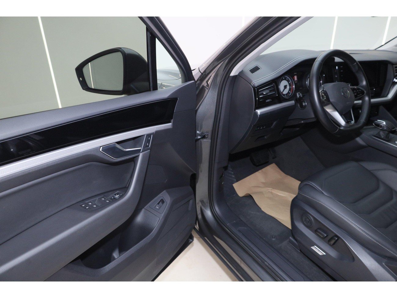 Volkswagen Touareg 2021