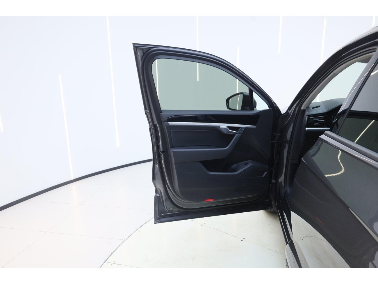 Volkswagen Touareg 2021