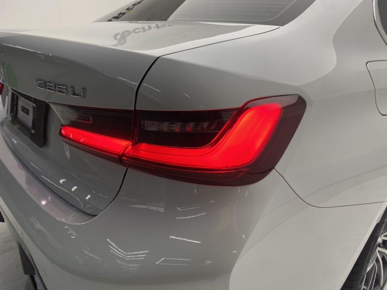 BMW 325Li 2024