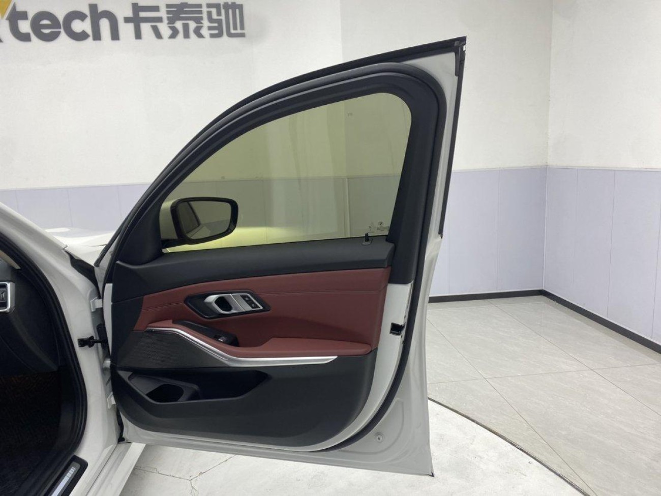 BMW 325Li 2024