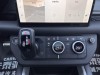 Land Rover Defender 2024
