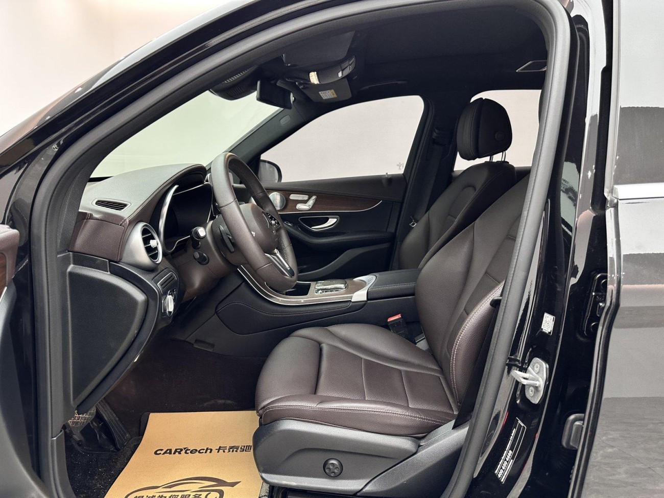 Mercedes-Benz GLC 300 L 2021