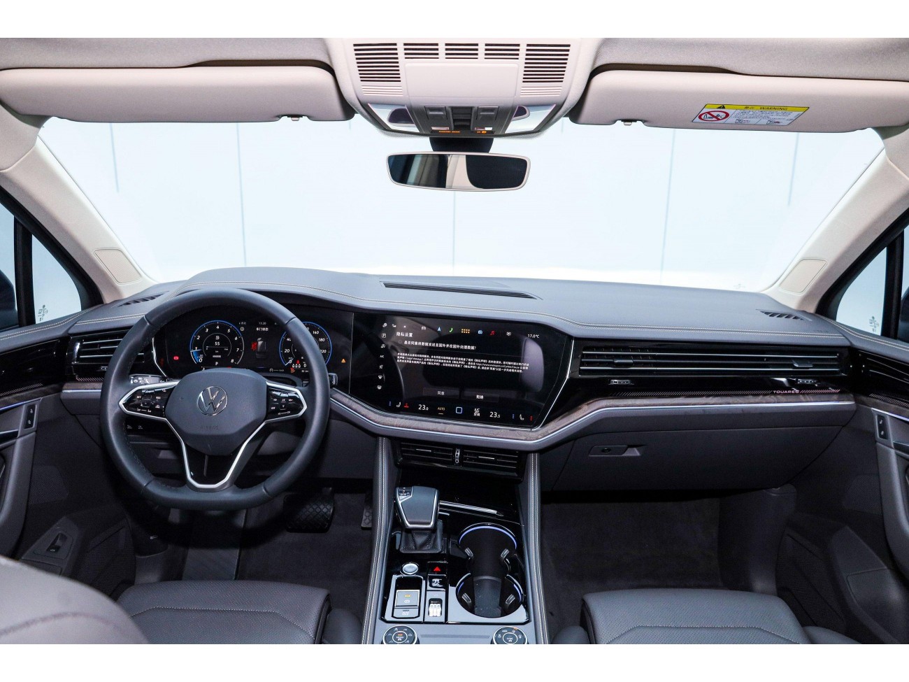 Volkswagen Touareg 2025