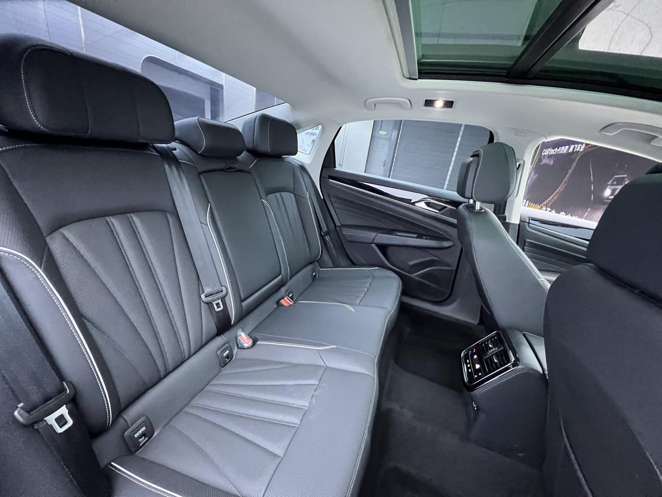 Volkswagen Passat 2024