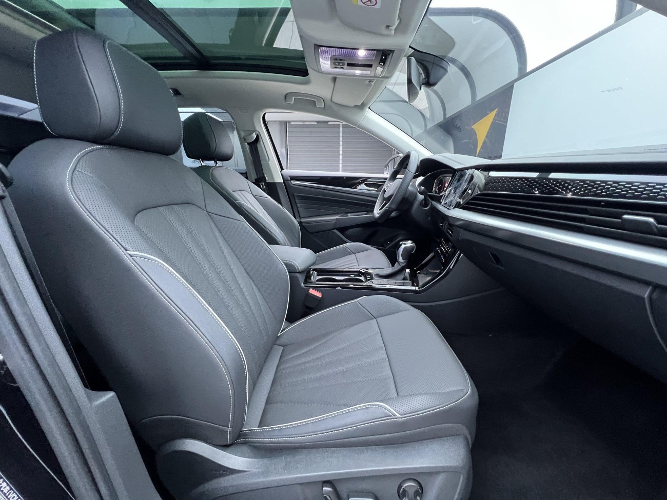 Volkswagen Passat 2024