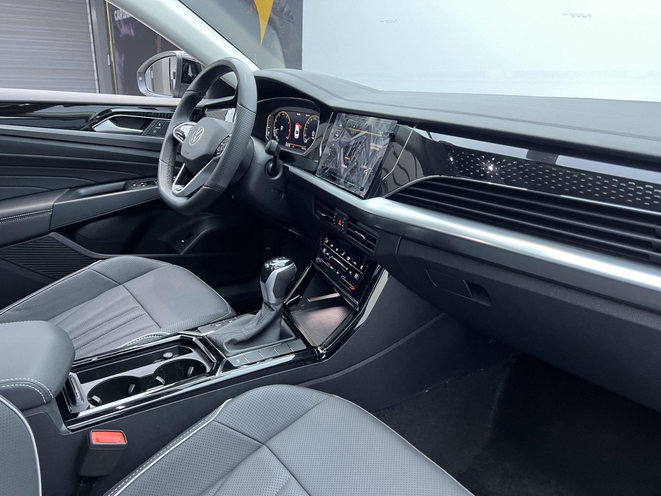 Volkswagen Passat 2024