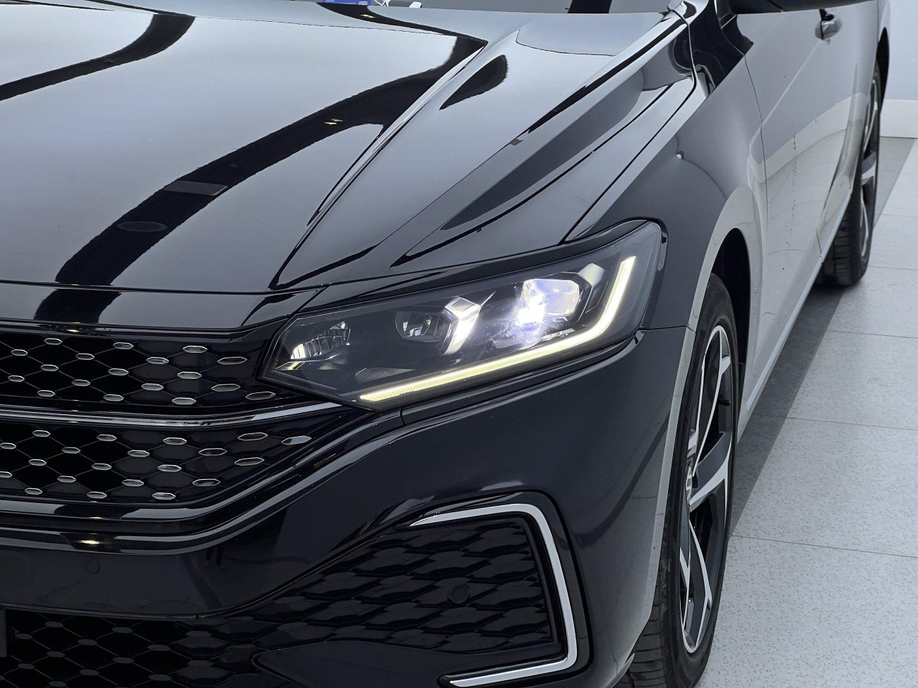 Volkswagen Passat 2024