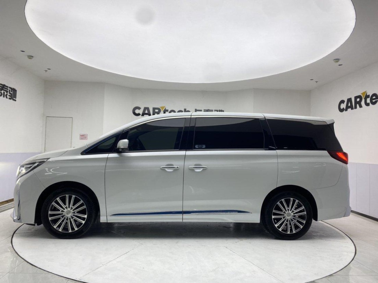 Trumpchi M8 2023