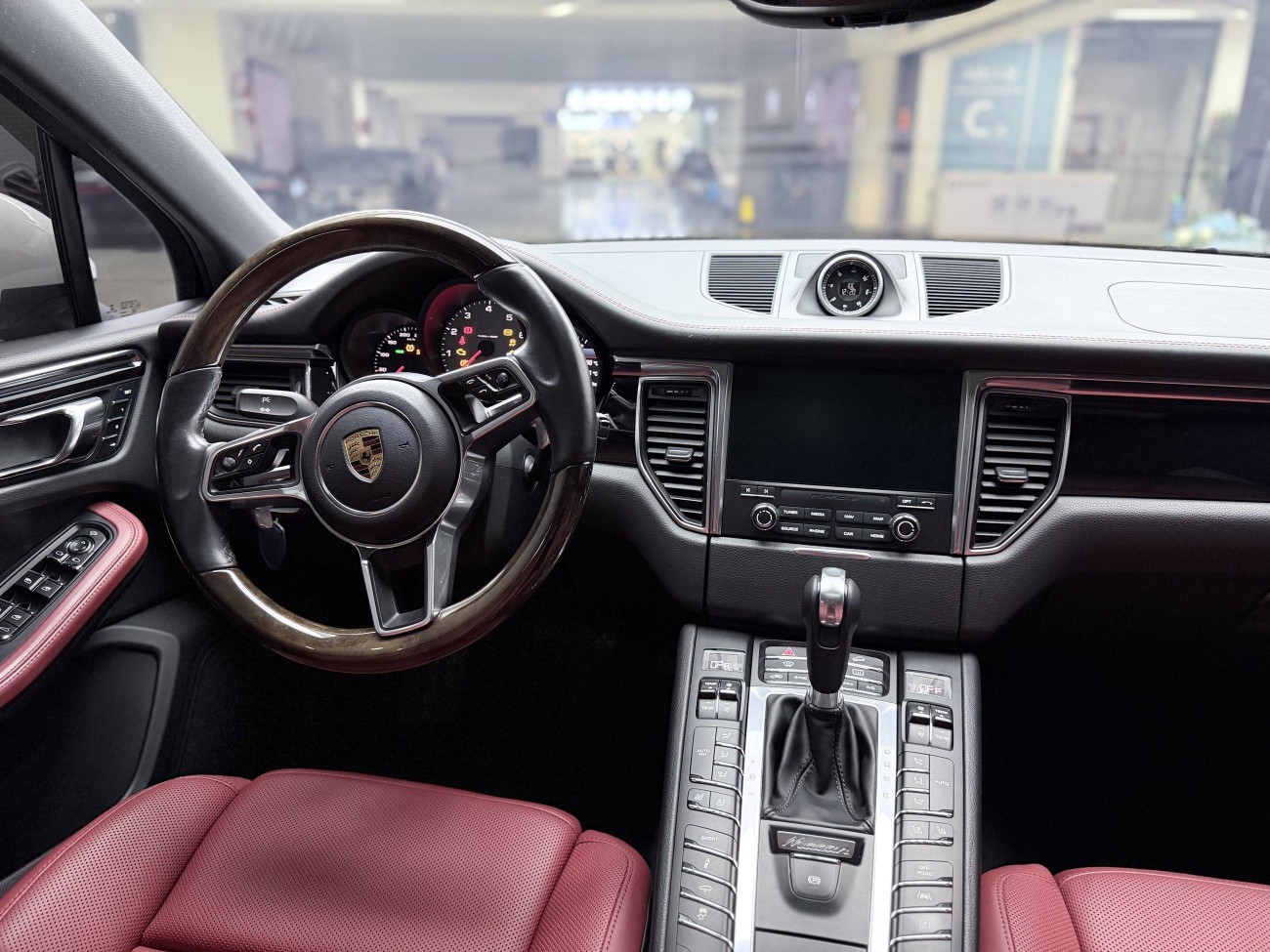 Porsche Macan 2016