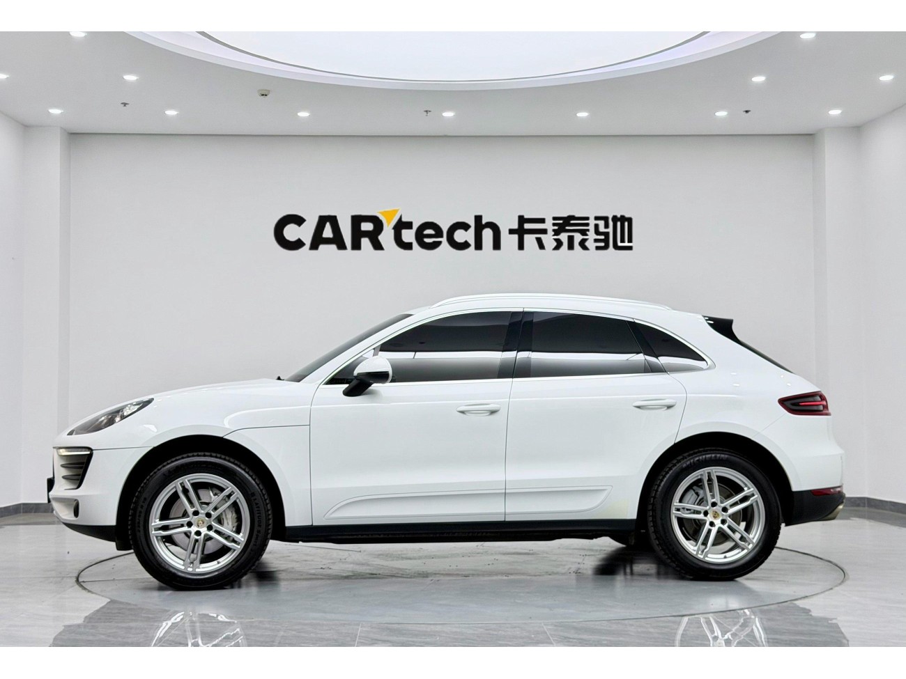 Porsche Macan 2016