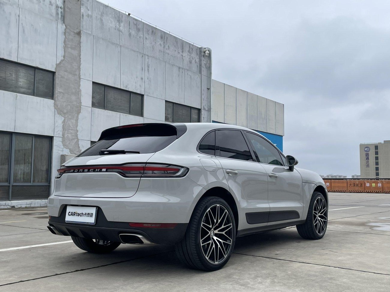 Porsche Macan 2021
