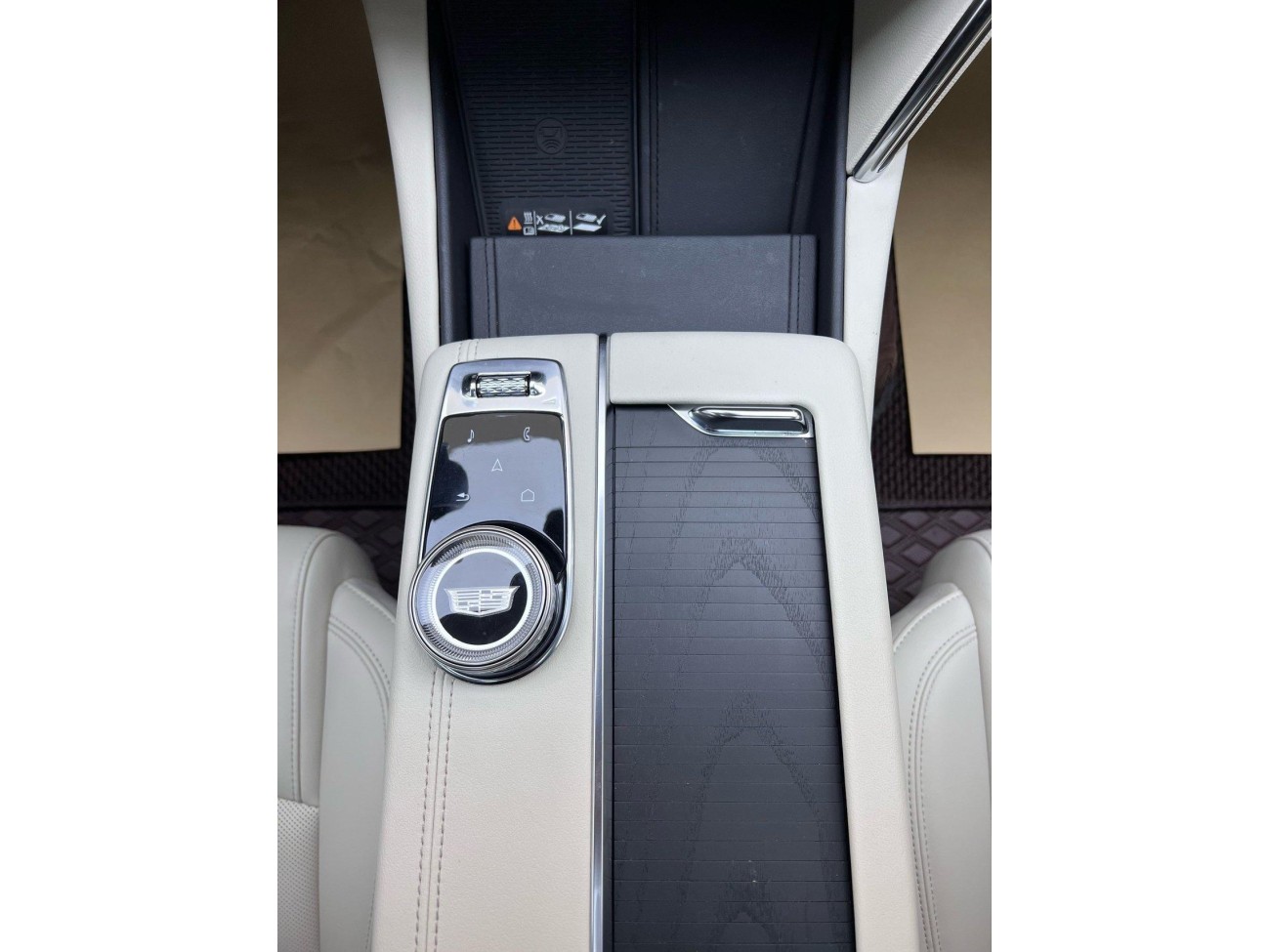 Cadillac CT6 2024