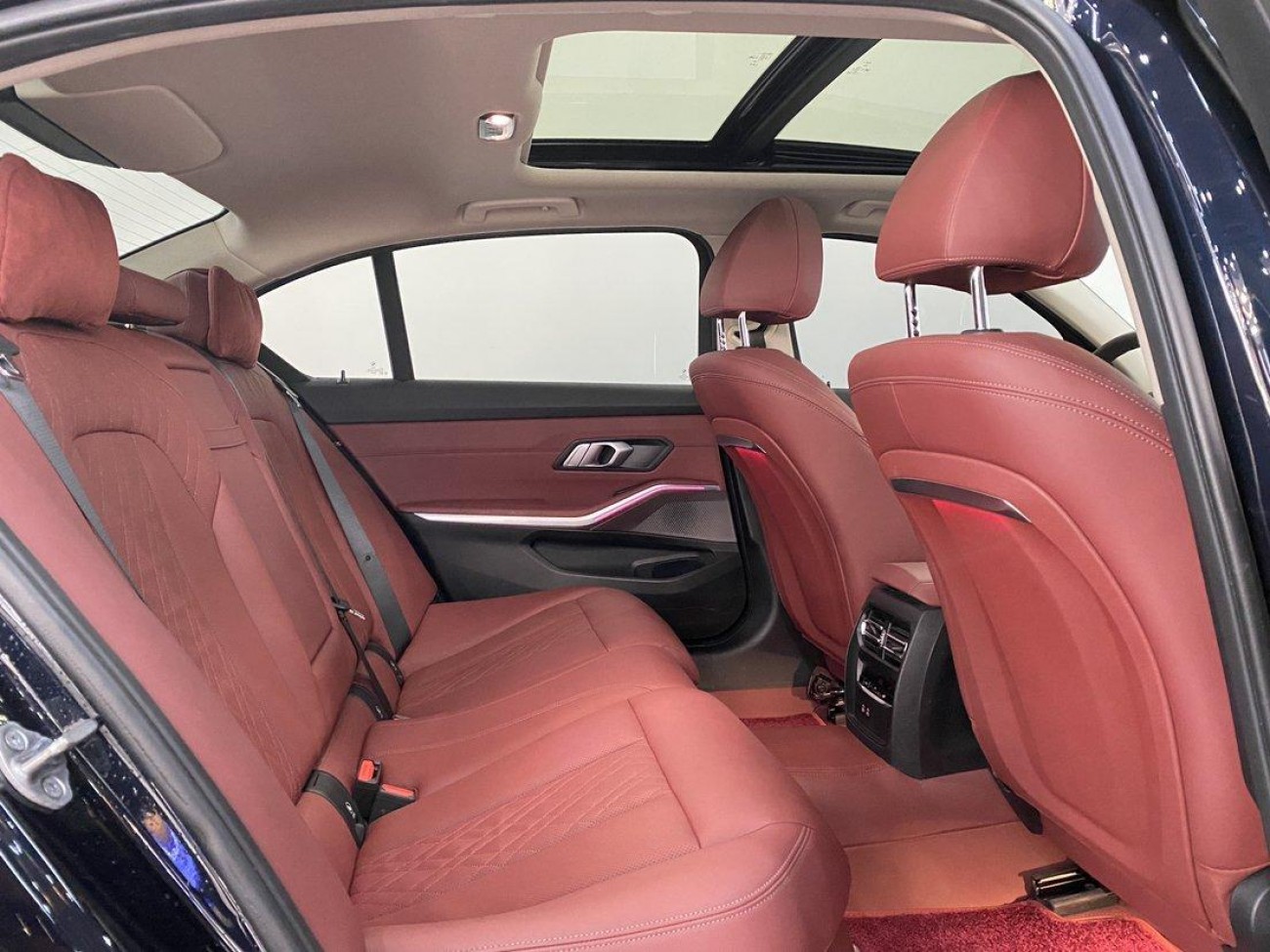 BMW 325Li 2023