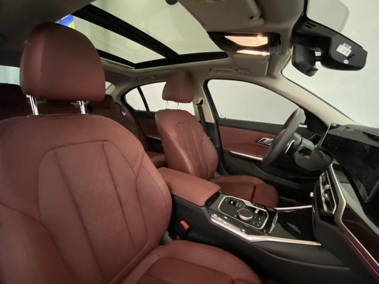 BMW 325Li 2023