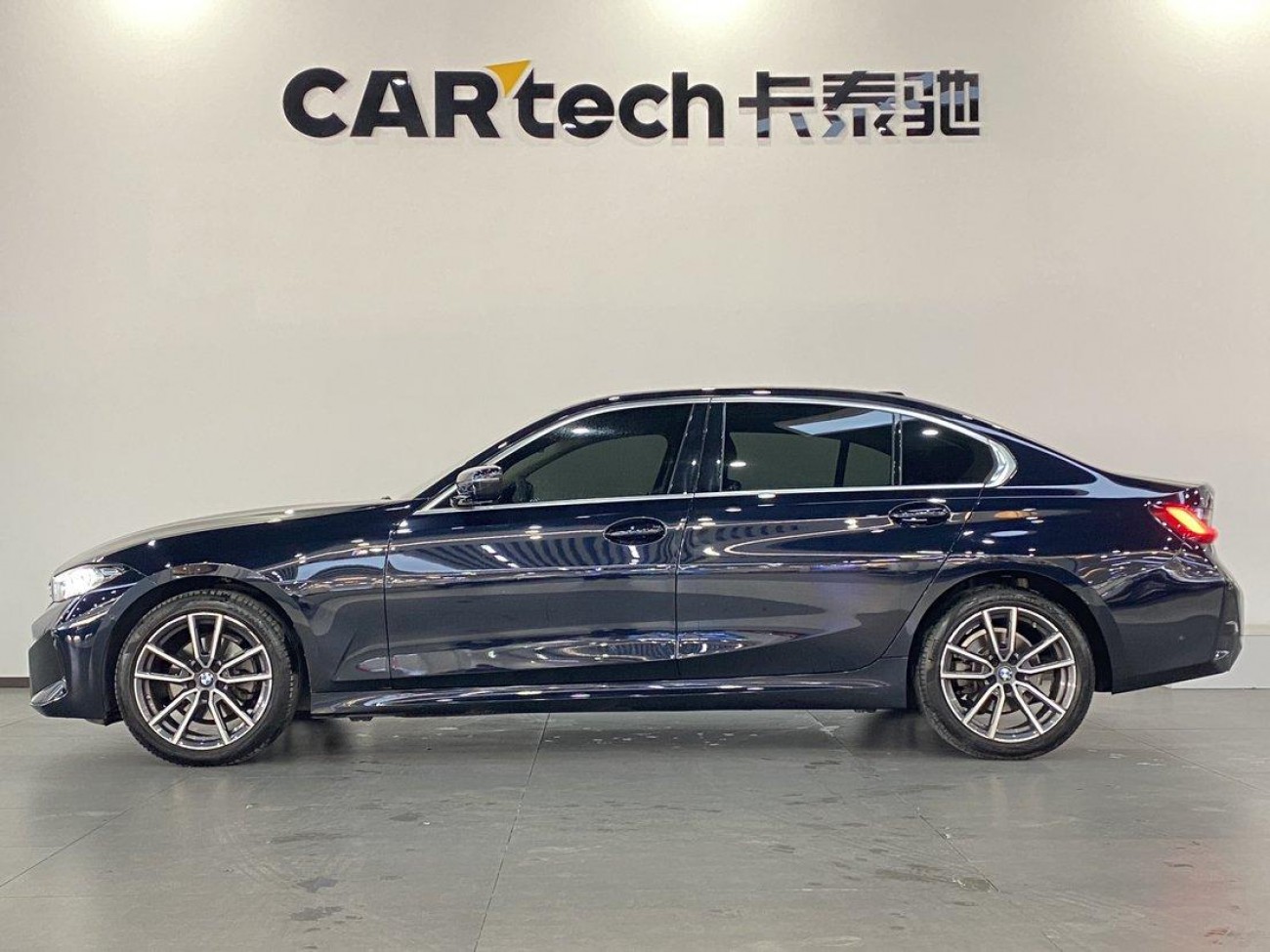 BMW 325Li 2023