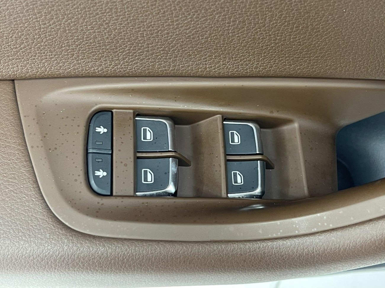 Audi A6L 30 2017