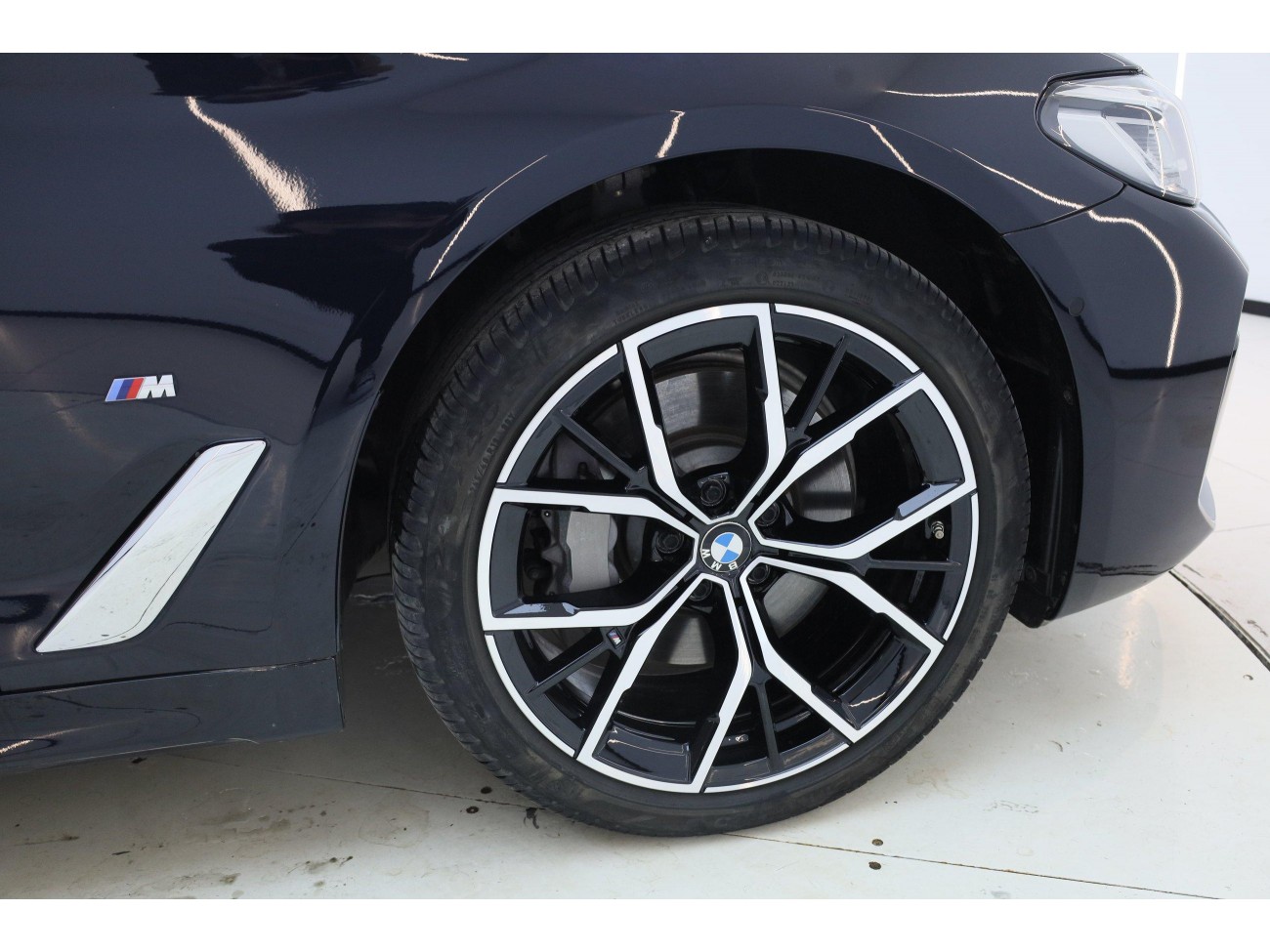 BMW 530Li 2022