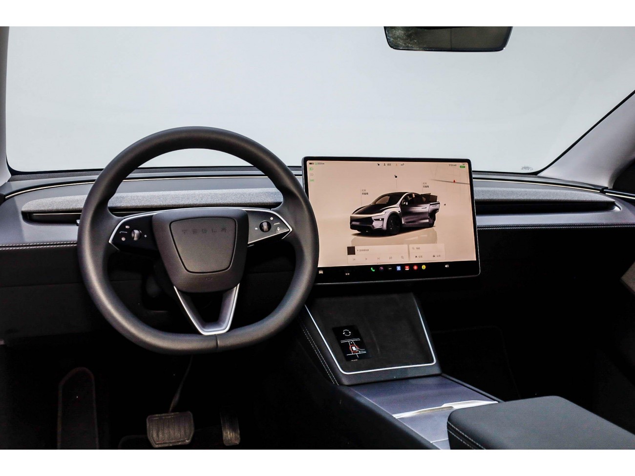 Tesla Model Y 2025