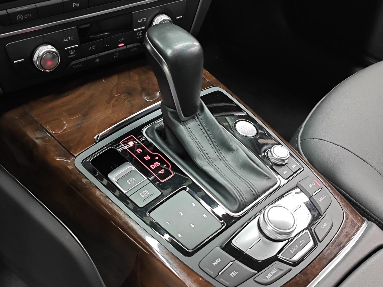 Audi A6L 30 2016
