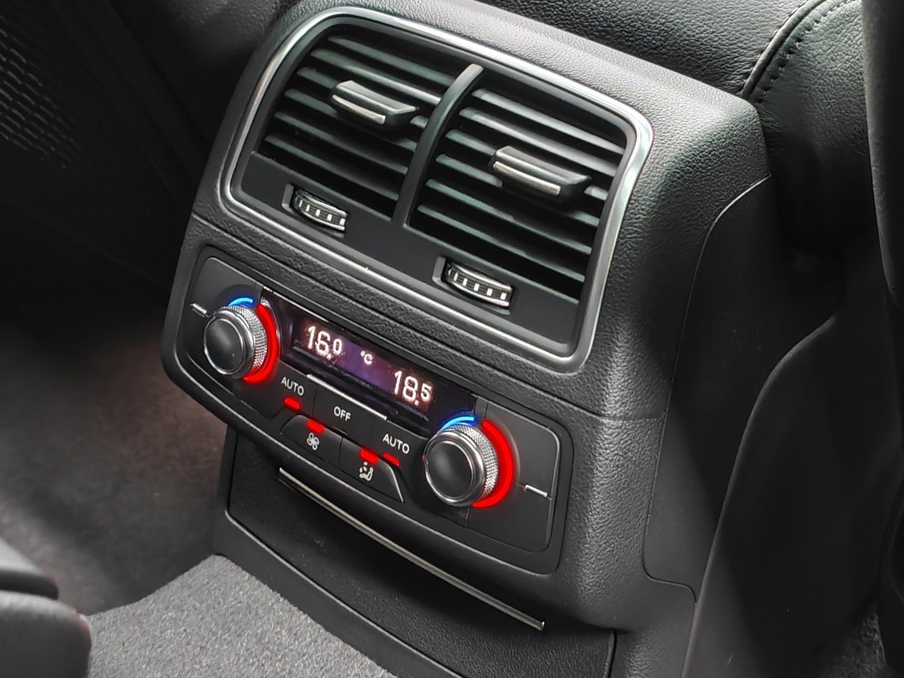 Audi A6L 30 2016