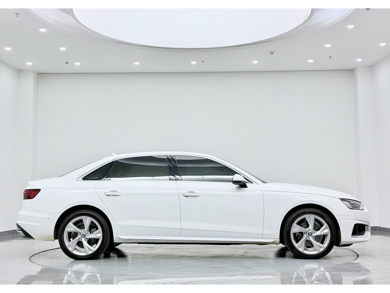 Audi A4L 40 TFSI 2021