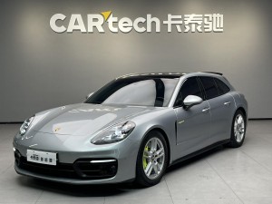 Porsche Panamera 2021