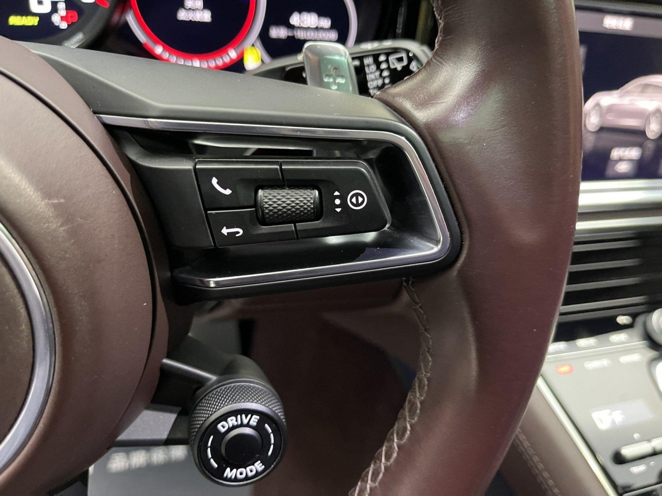 Porsche Panamera 2021