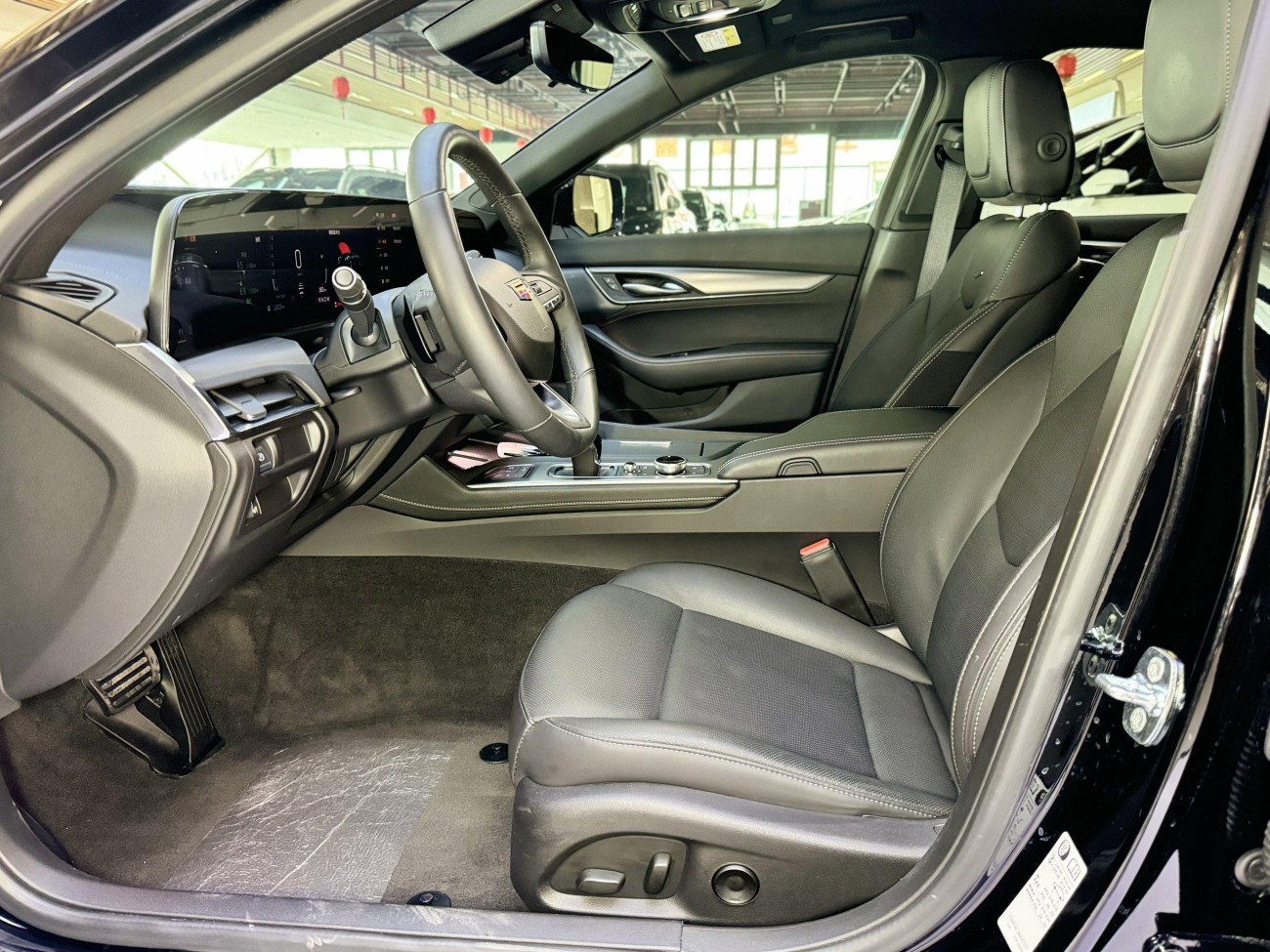 Cadillac CT5 2024
