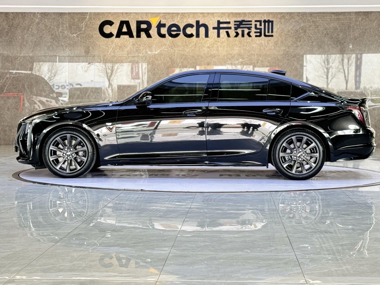 Cadillac CT5 2024