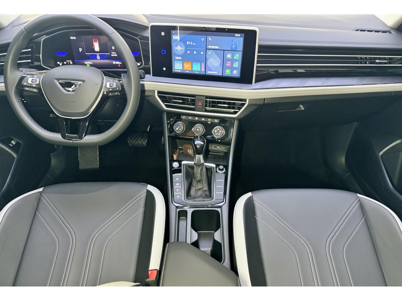 Jetta VA7 2025