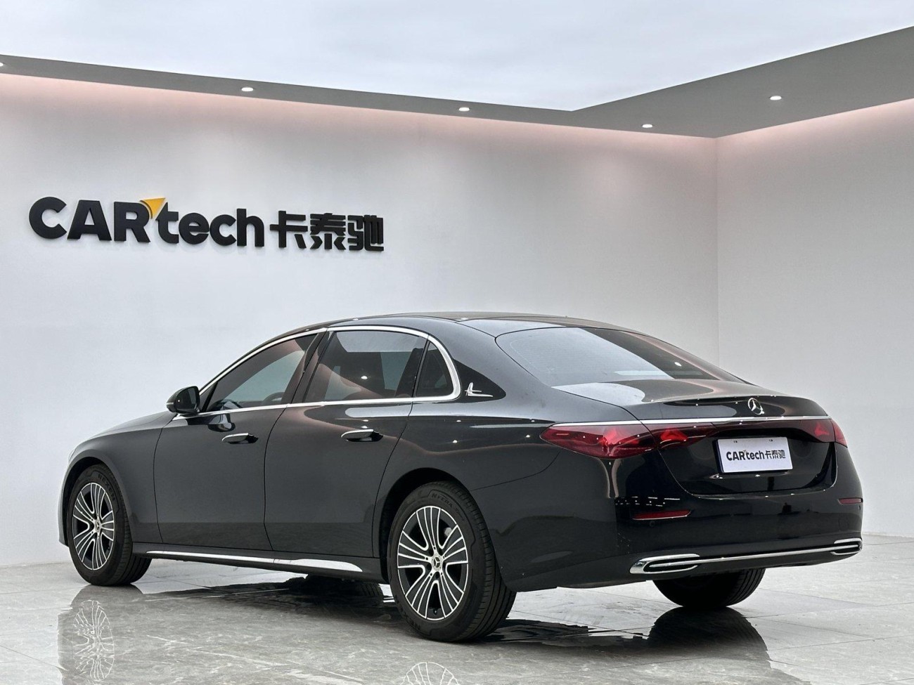 Mercedes-Benz E 260 L 2025