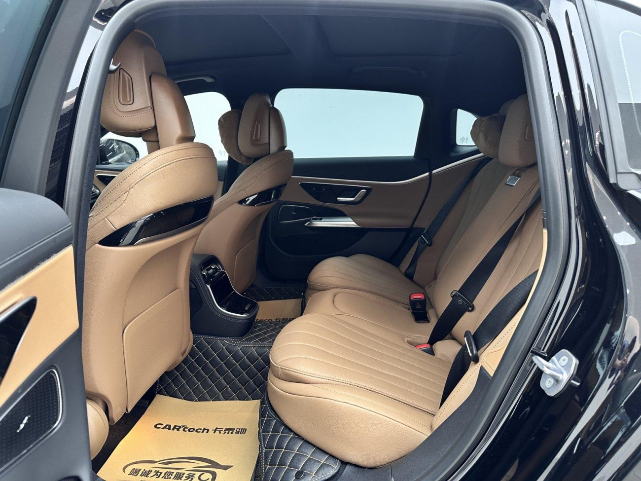 Mercedes-Benz E 260 L 2025