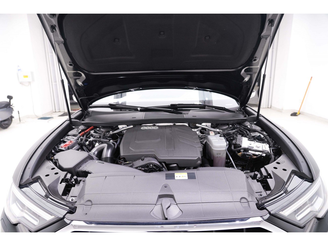 Audi A6L 45 TFSI 2024