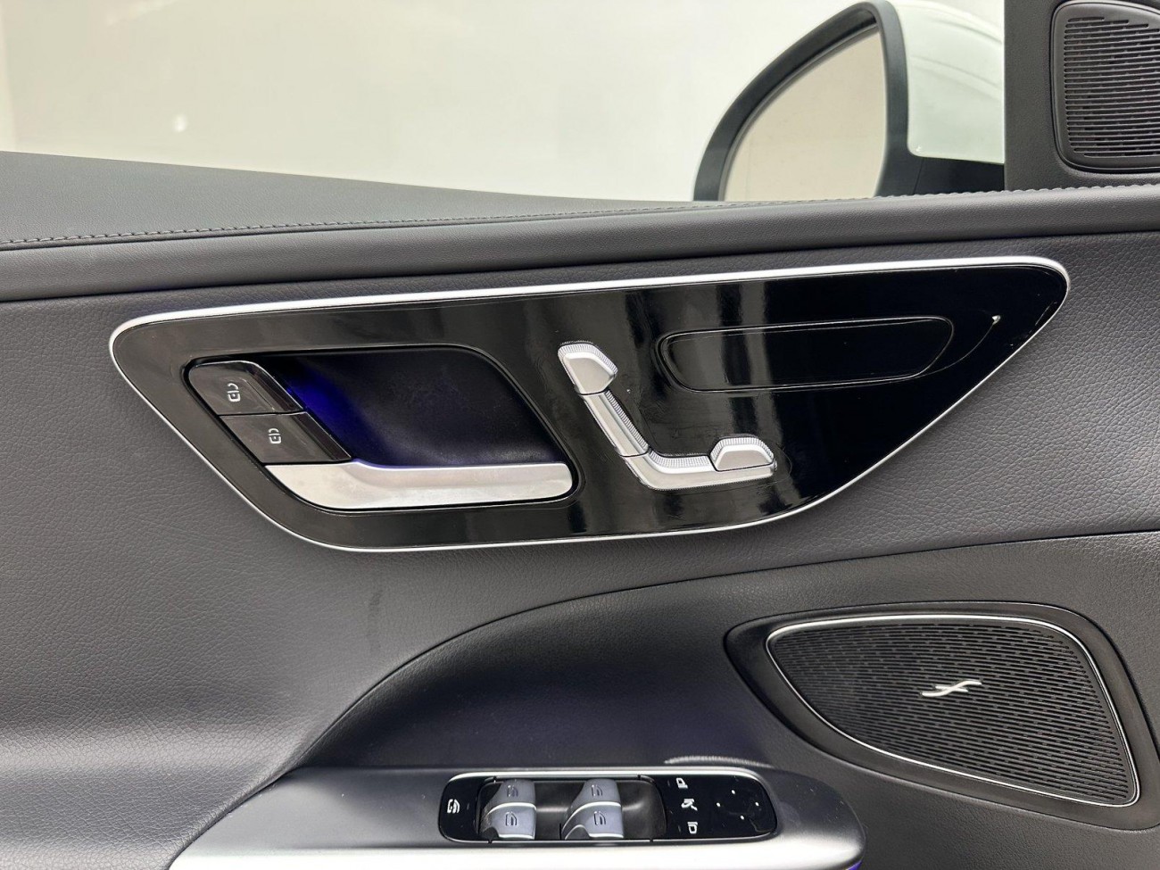 Mercedes-Benz C 260 L 2024