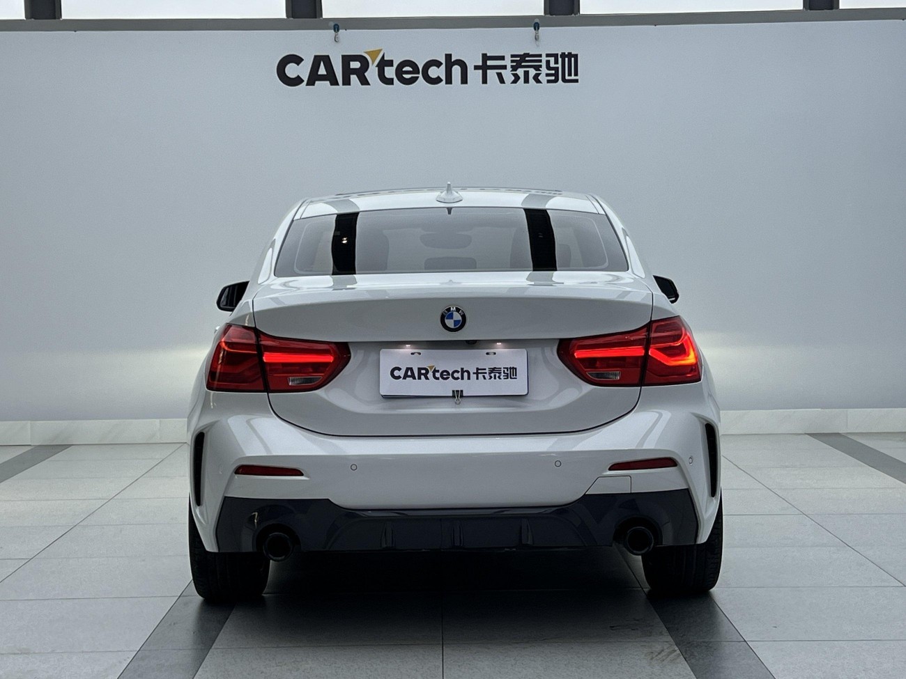 BMW 120i 2021