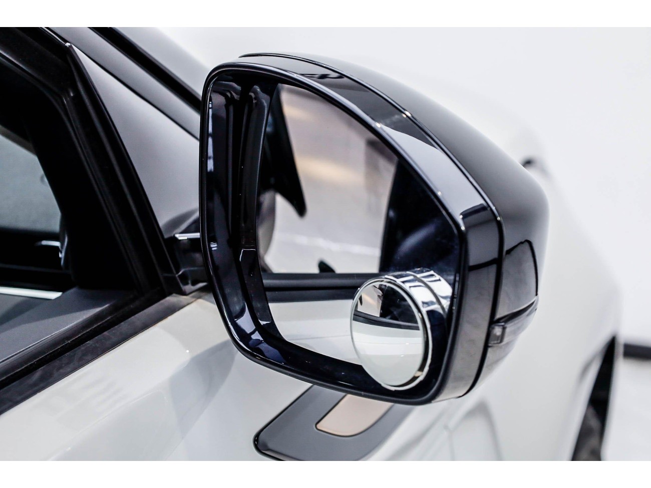 Land Rover Range Rover 2023