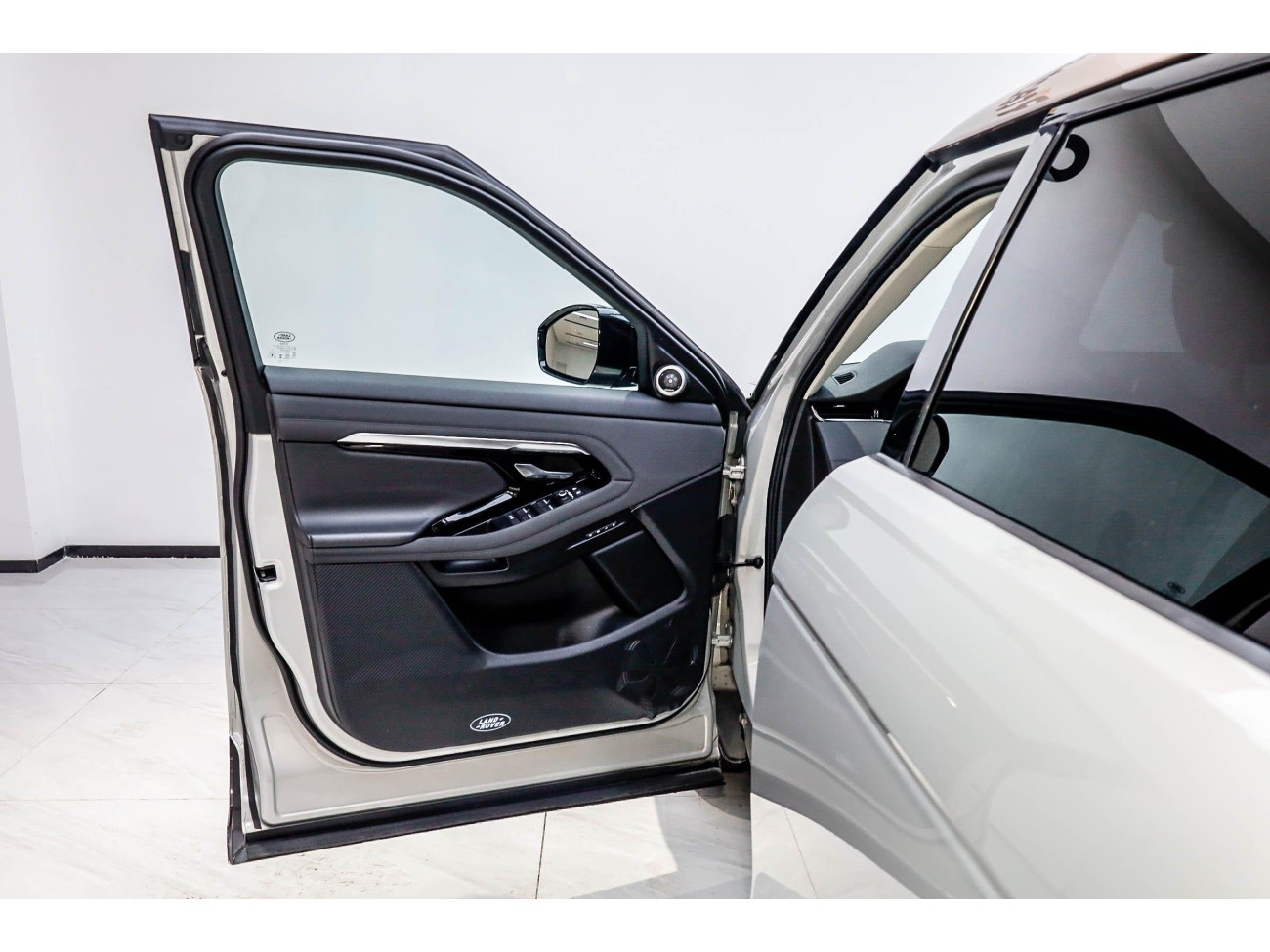 Land Rover Range Rover 2023