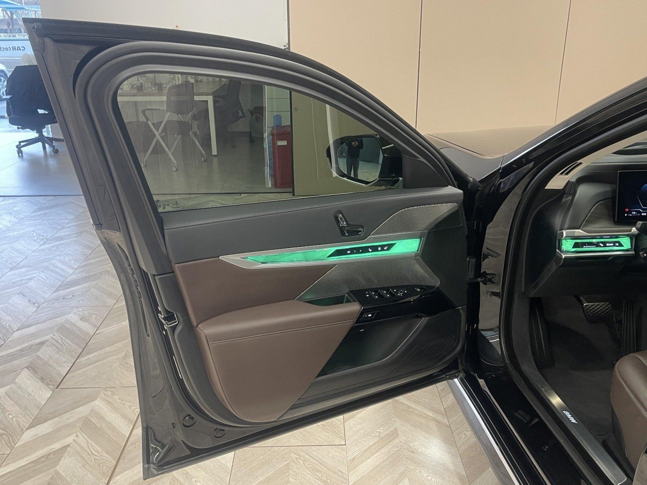 BMW 735Li 2023