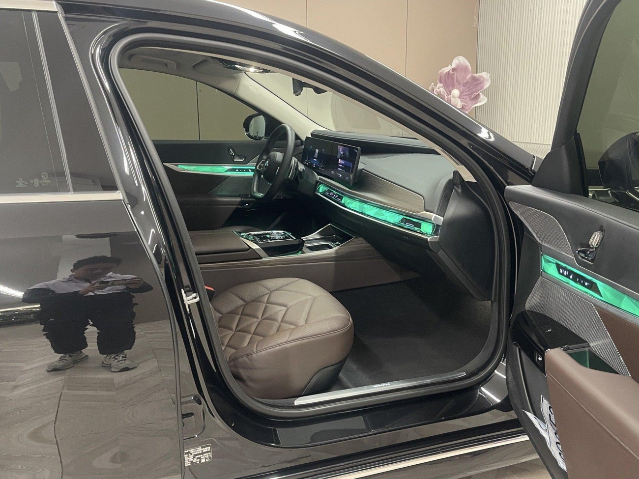 BMW 735Li 2023