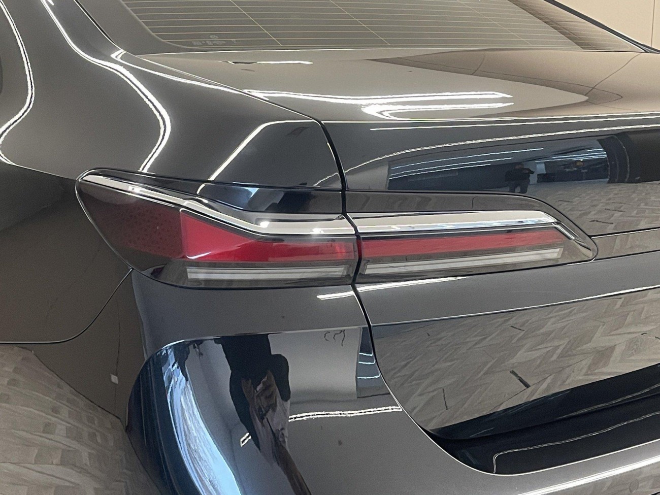 BMW 735Li 2023