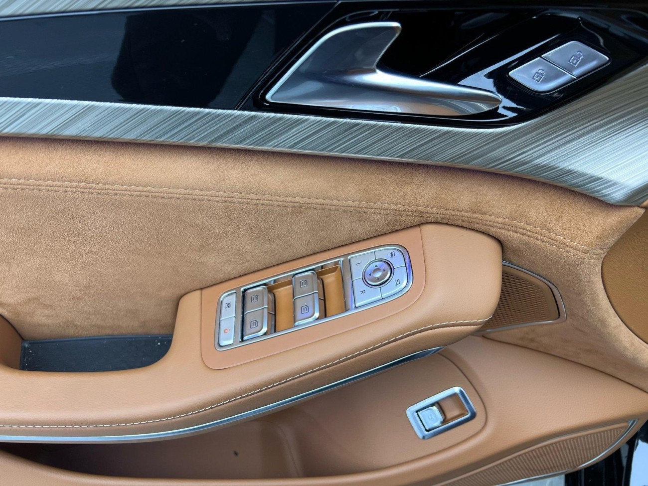 Hongqi H9 2022