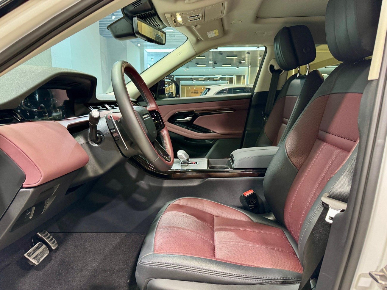 Land Rover Range Rover 2025