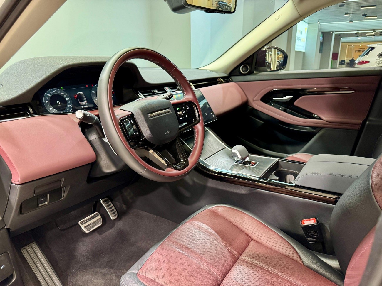 Land Rover Range Rover 2025
